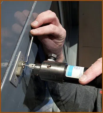 Interstate Locksmith Shop Apopka, FL 407-452-3472 - 11-commercial-locksmith-service